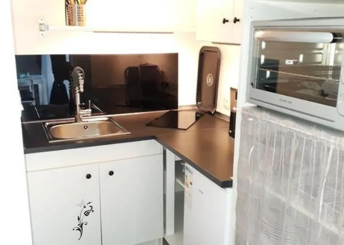 Situe Plein Sud Avec Balcon *