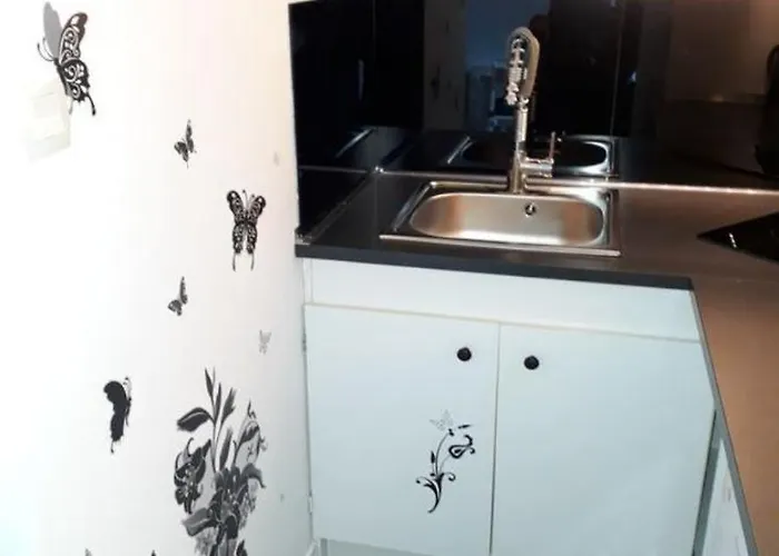 Apartment Situe Plein Sud Avec Balcon Bagnoles de l'Orne Normandie