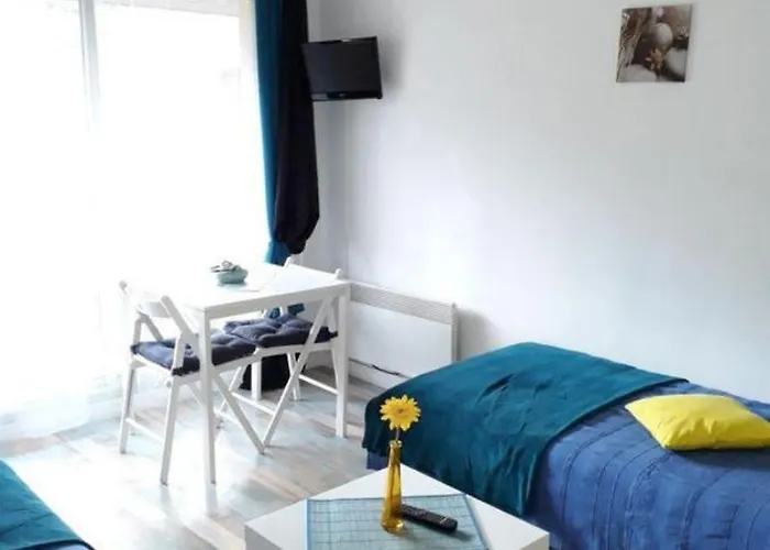 Situé Plein Sud Avec Balcon *